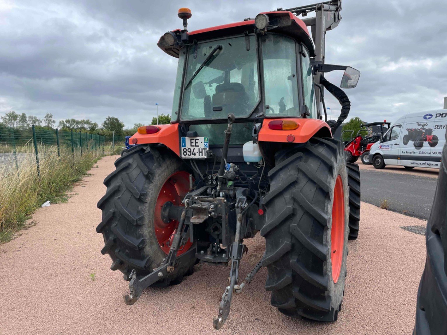 Tracteur agricole Kubota M8560DTHQ