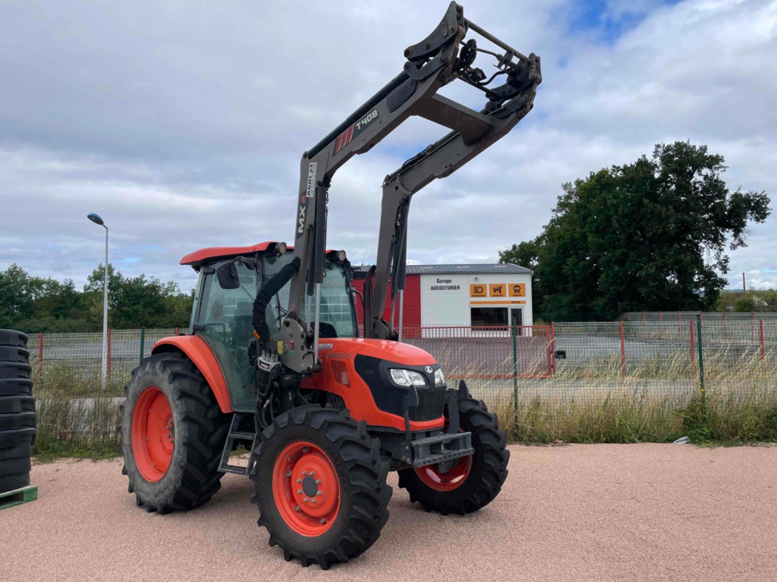 Tracteur agricole Kubota M8560DTHQ