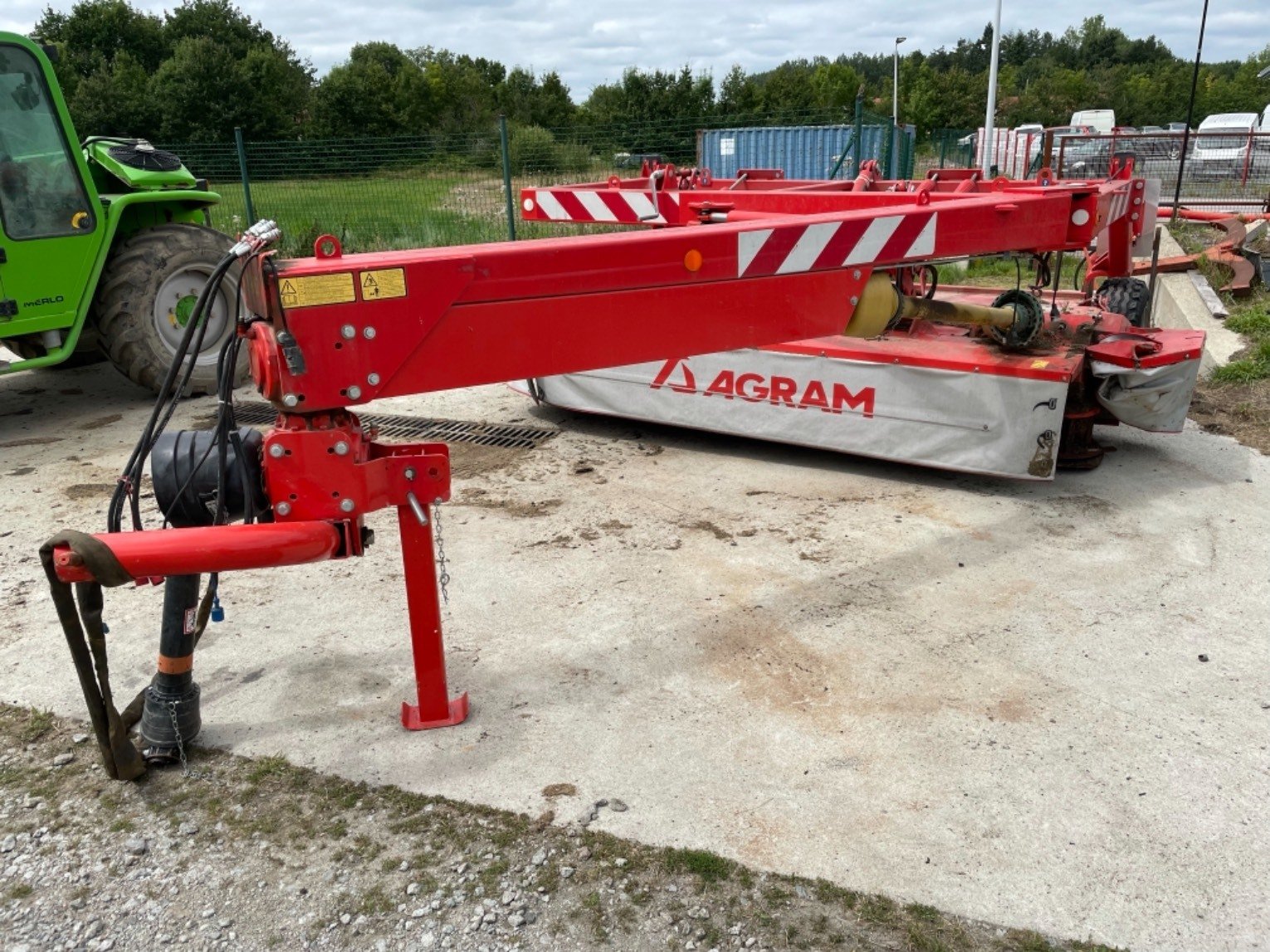 Faucheuse conditionneuse Agram jet cutt3328