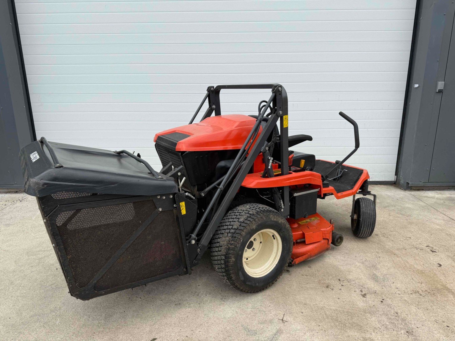 Tondeuse autoportée Kubota GZD21HD