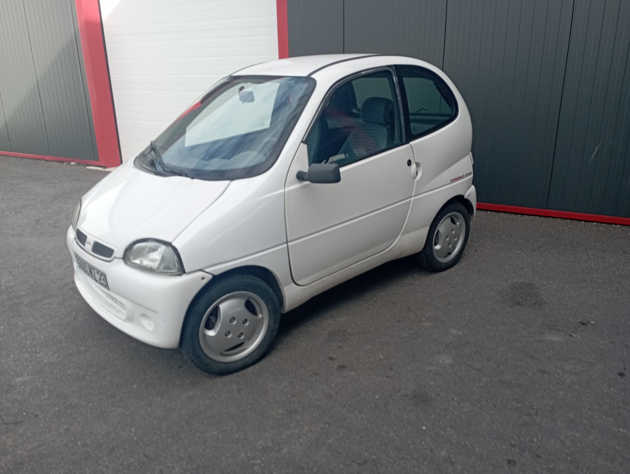Voiture sans permis Ligier ambra