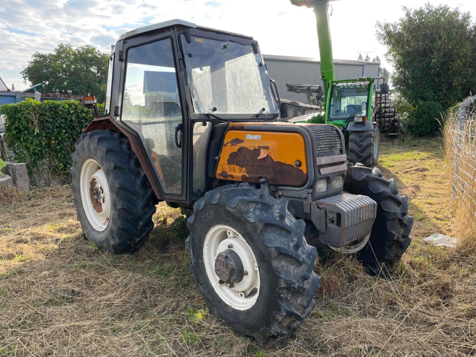 Tracteur agricole Renault 55.14 LB